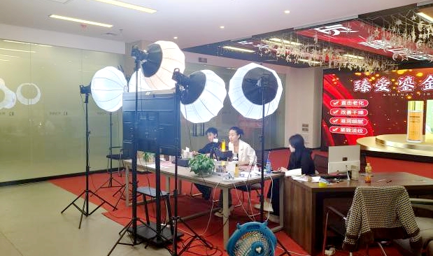 日韩一区二区A片免费观看