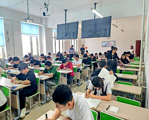 日韩一区二区A片免费观看