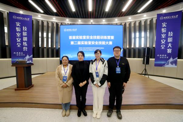 日韩一区二区A片免费观看