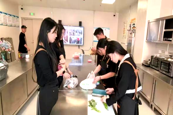 日韩一区二区A片免费观看